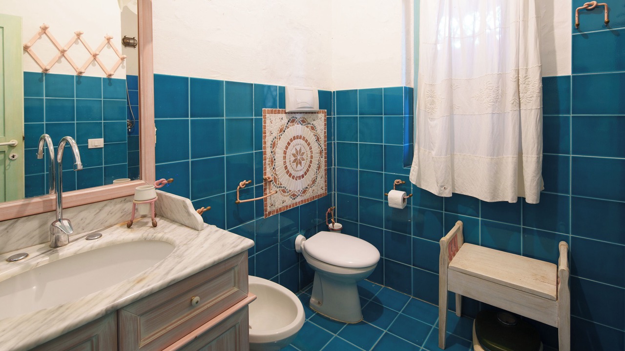 Photo of Bathroom in Baia Caddinas