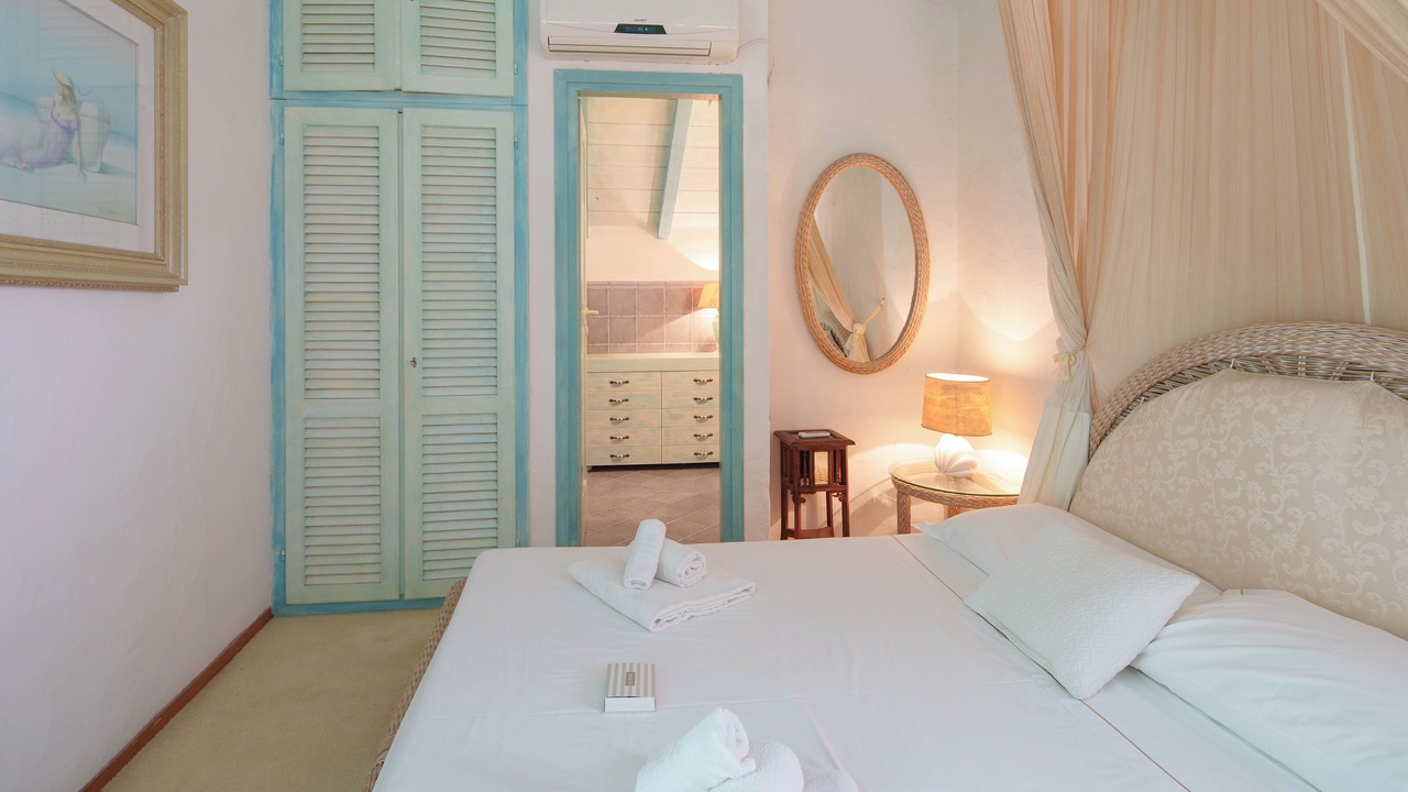Photo of Bedroom in Baia Caddinas