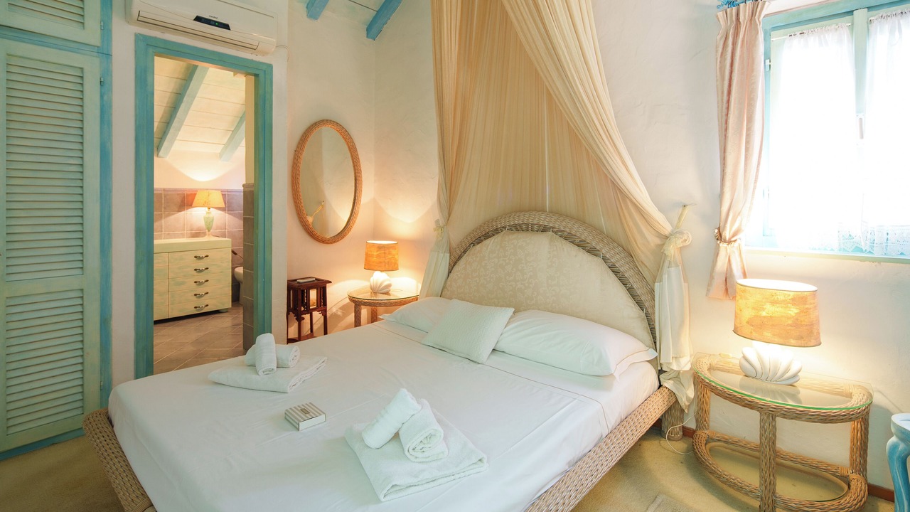 Photo of Bedroom in Baia Caddinas