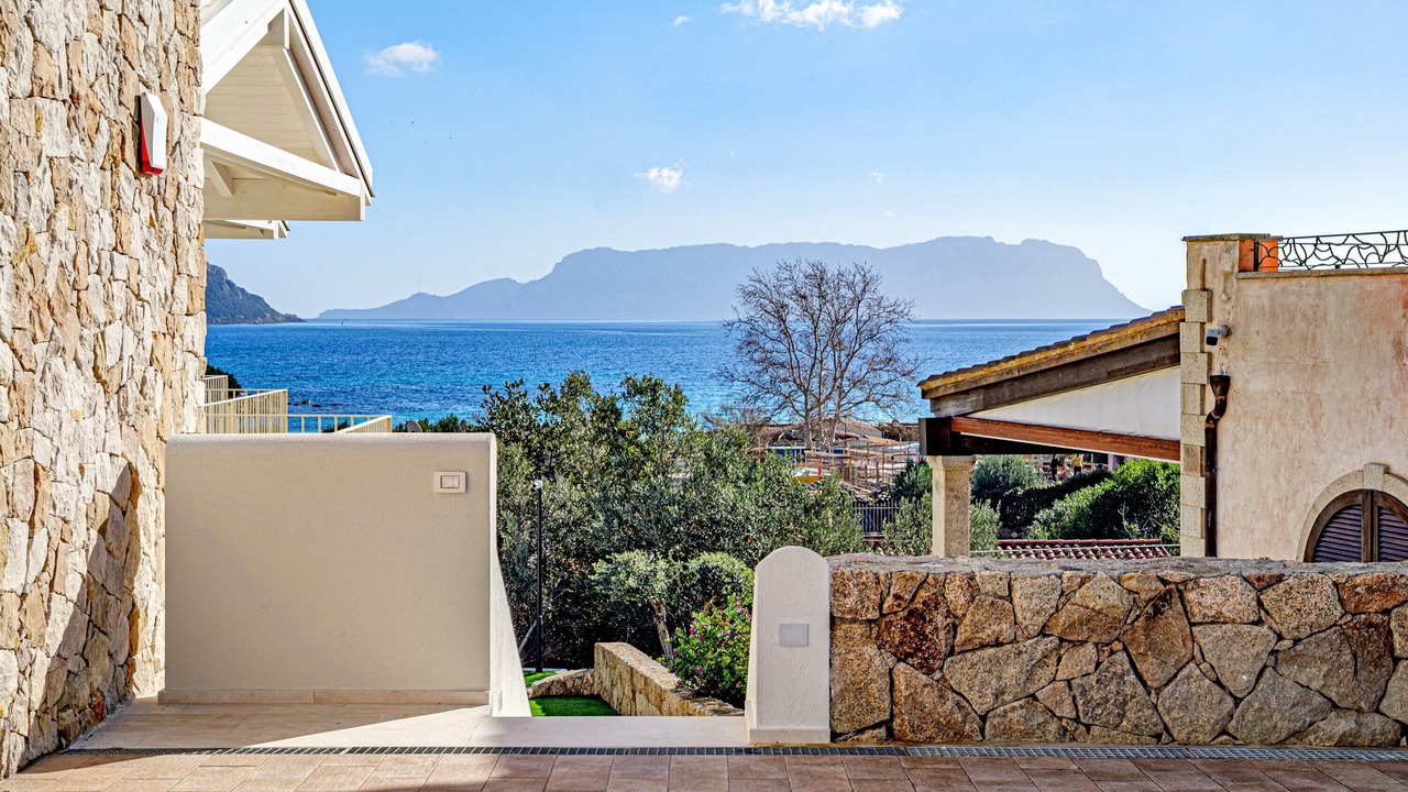Photo of Patio Balcony in Baia Caddinas