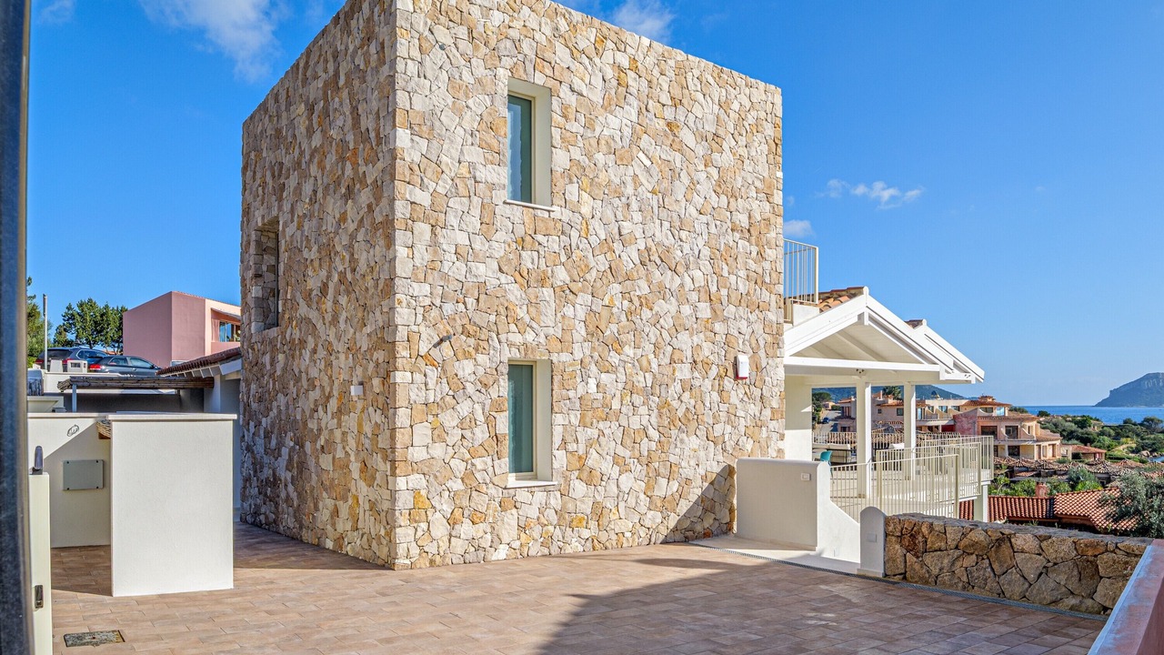 Photo of Patio Balcony in Baia Caddinas