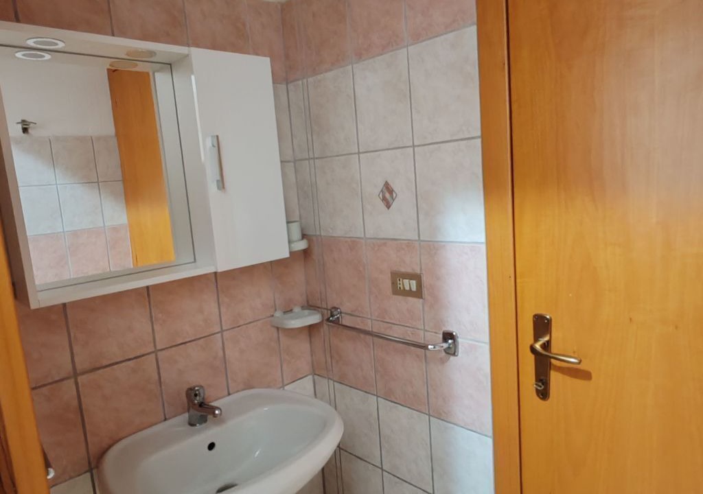 Photo of Bathroom in Campulongu