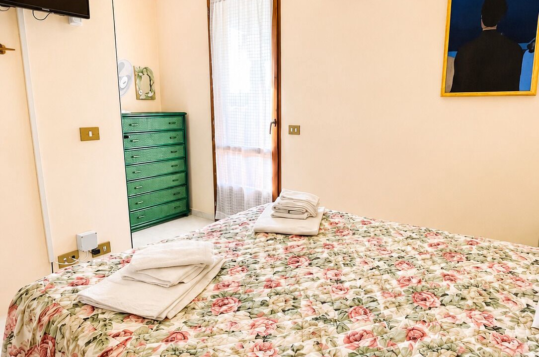 Photo of Bedroom in Calasetta