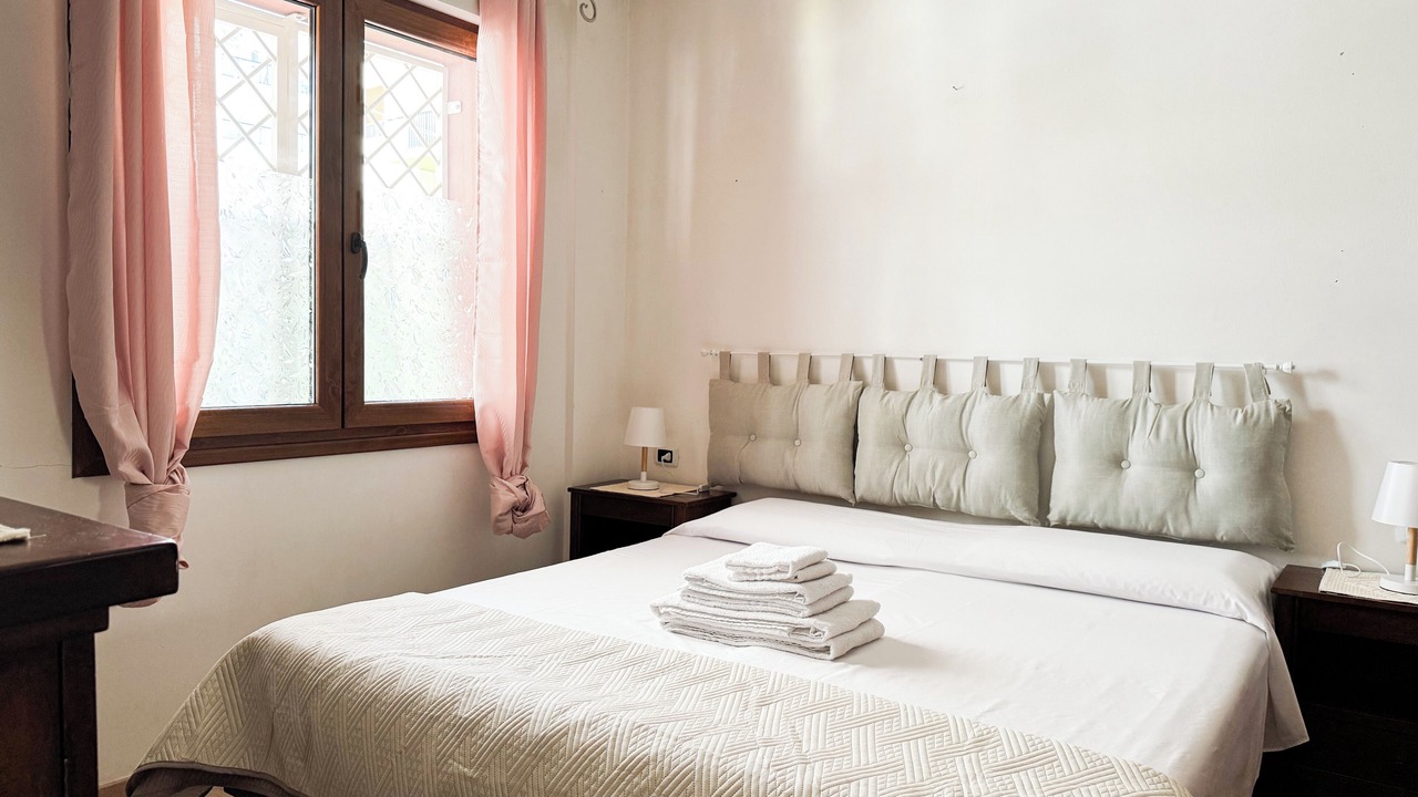 Photo of Bedroom in Lido