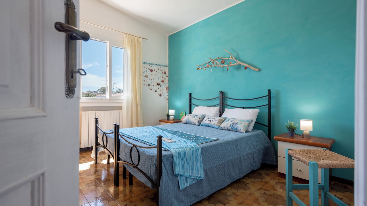 Photo of Bedroom in Eden Beach