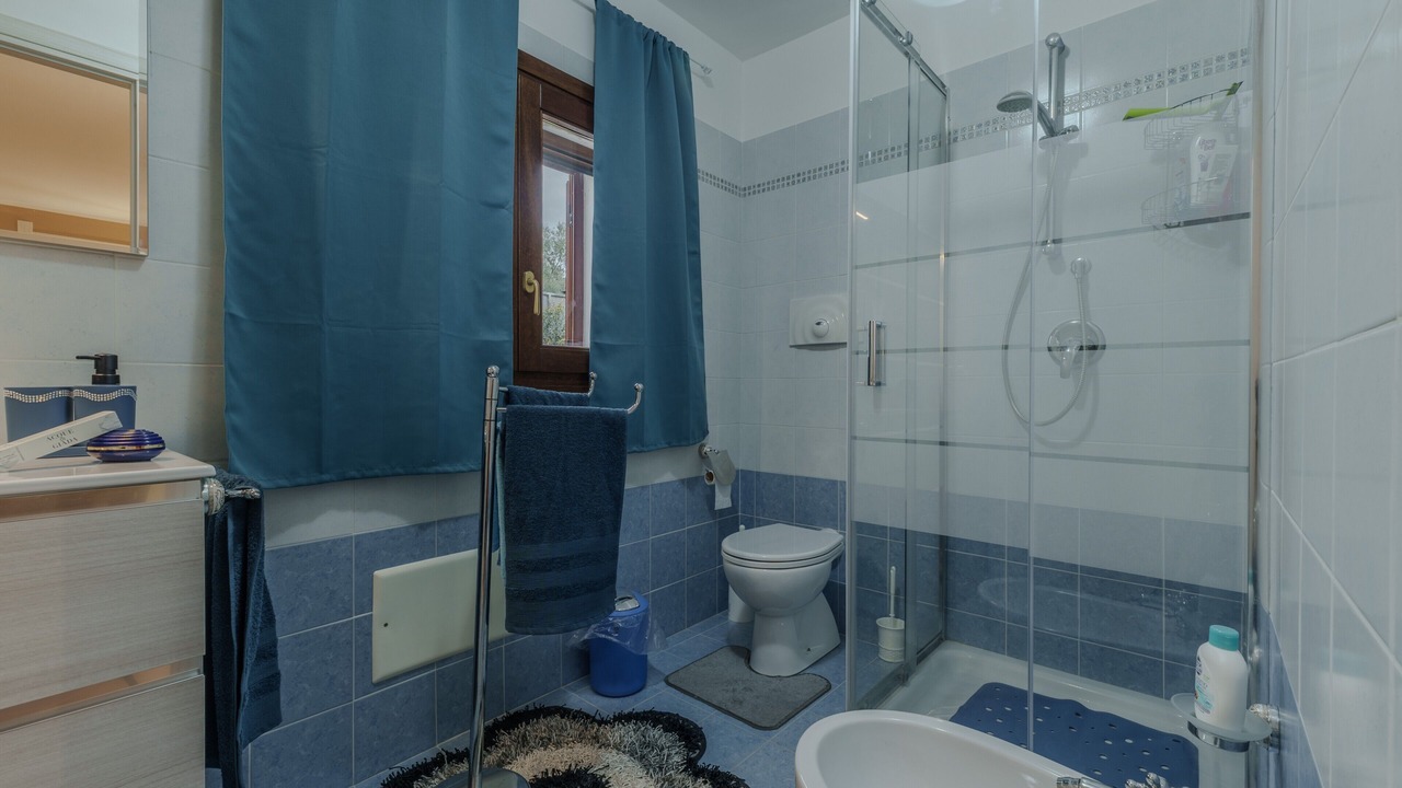 Photo of Bathroom in Loiri