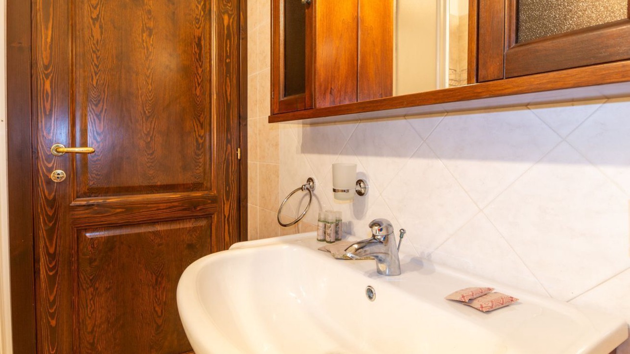 Photo of Bathroom in Cabras