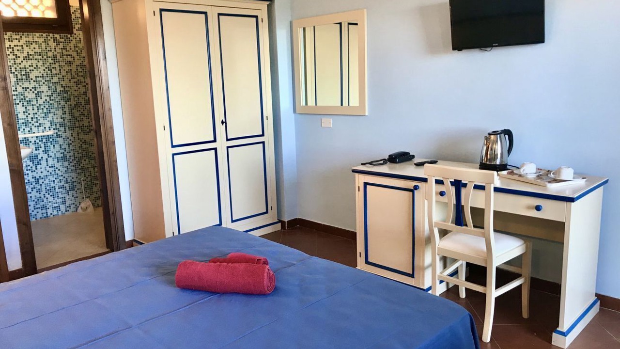 Photo of Bedroom in La Pelosa