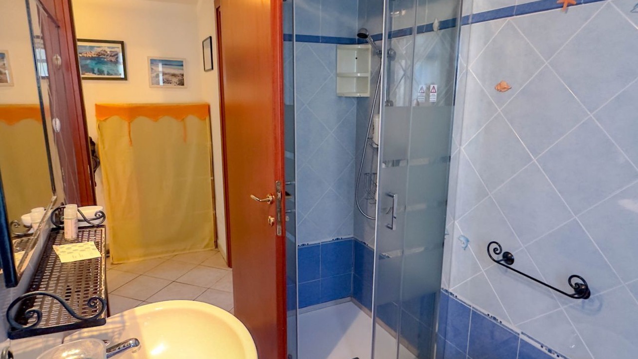 Photo of Bathroom in Limpiddu