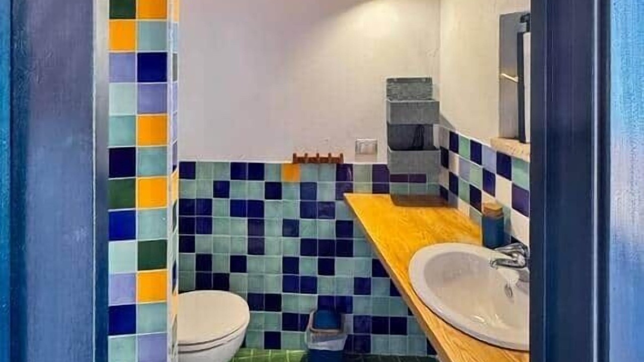 Photo of Bathroom in Bosa Historic Centre