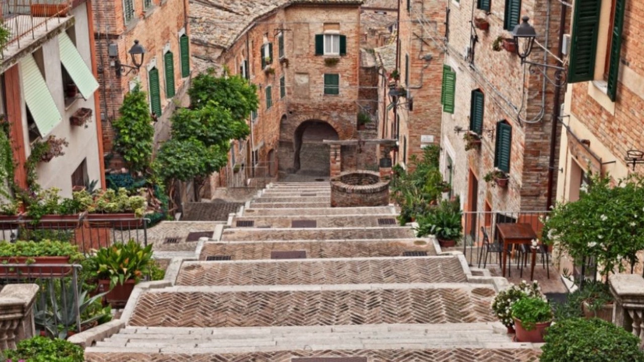Photo of Others in Urbino