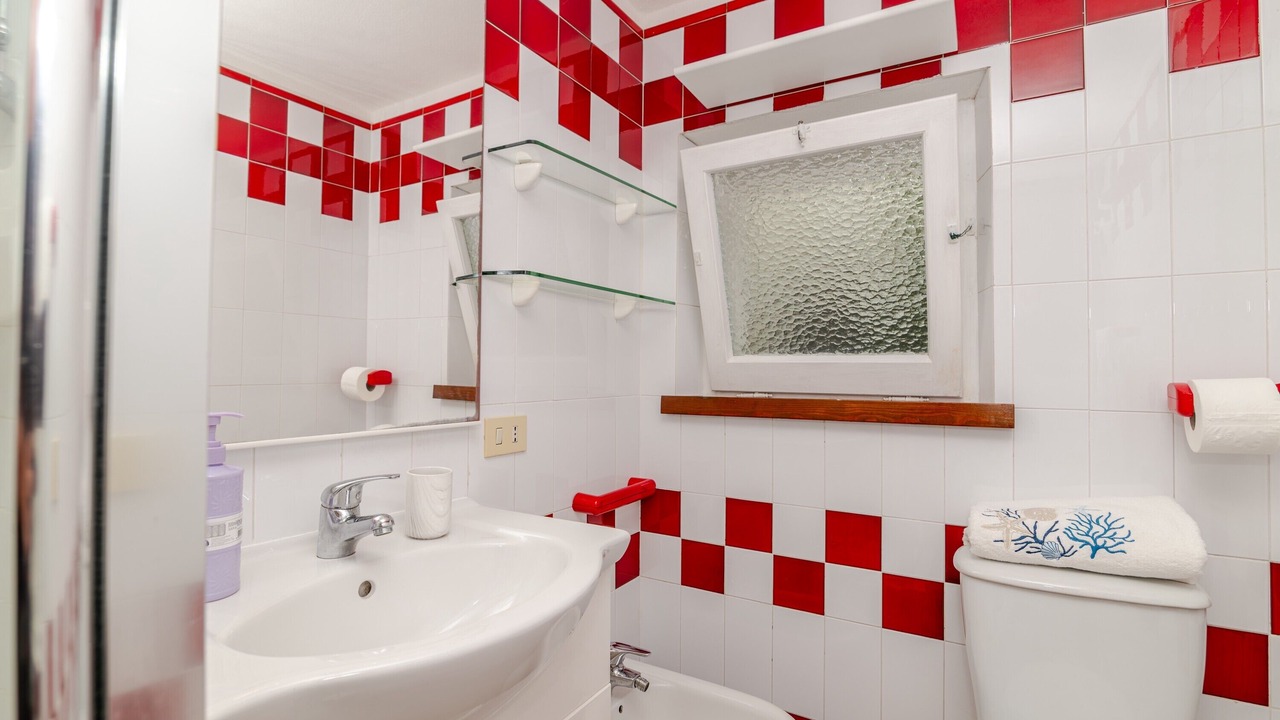 Photo of Bathroom in Porto Taverna