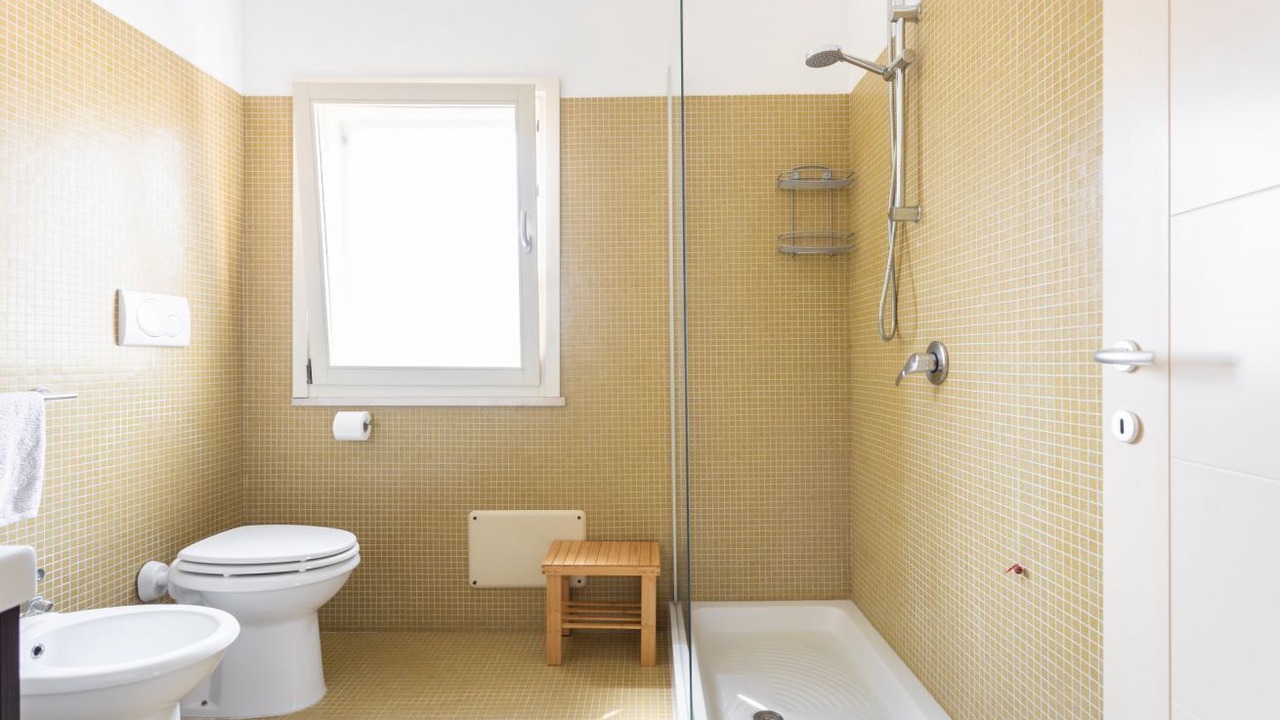 Photo of Bathroom in Oristano Historic Centre