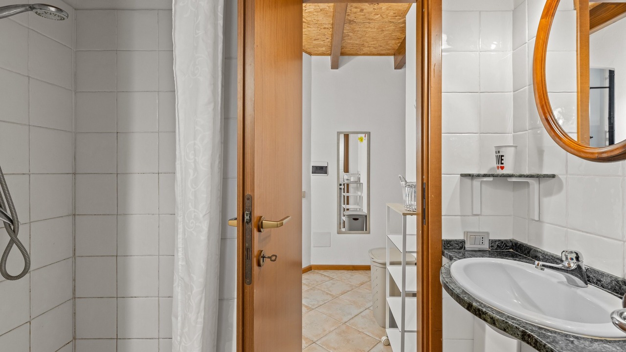 Photo of Bathroom in Narbolia