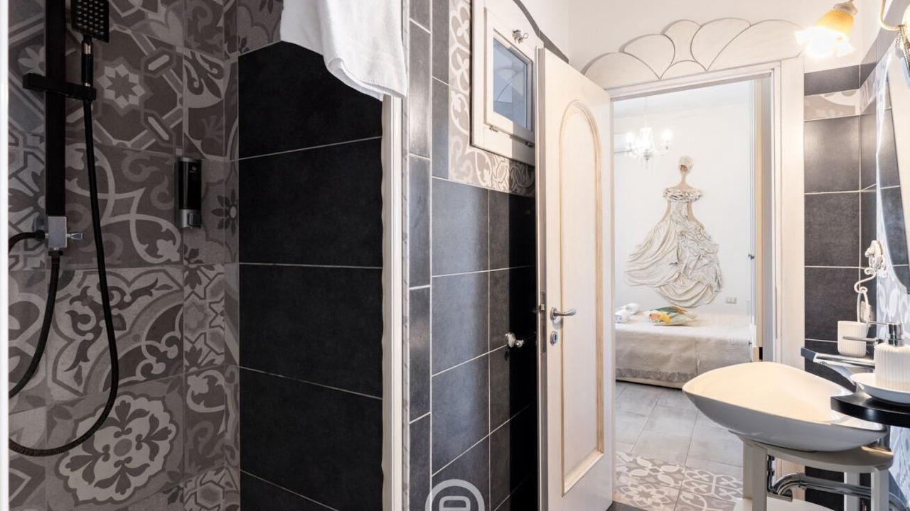 Photo of Bathroom in Oristano Historic Centre