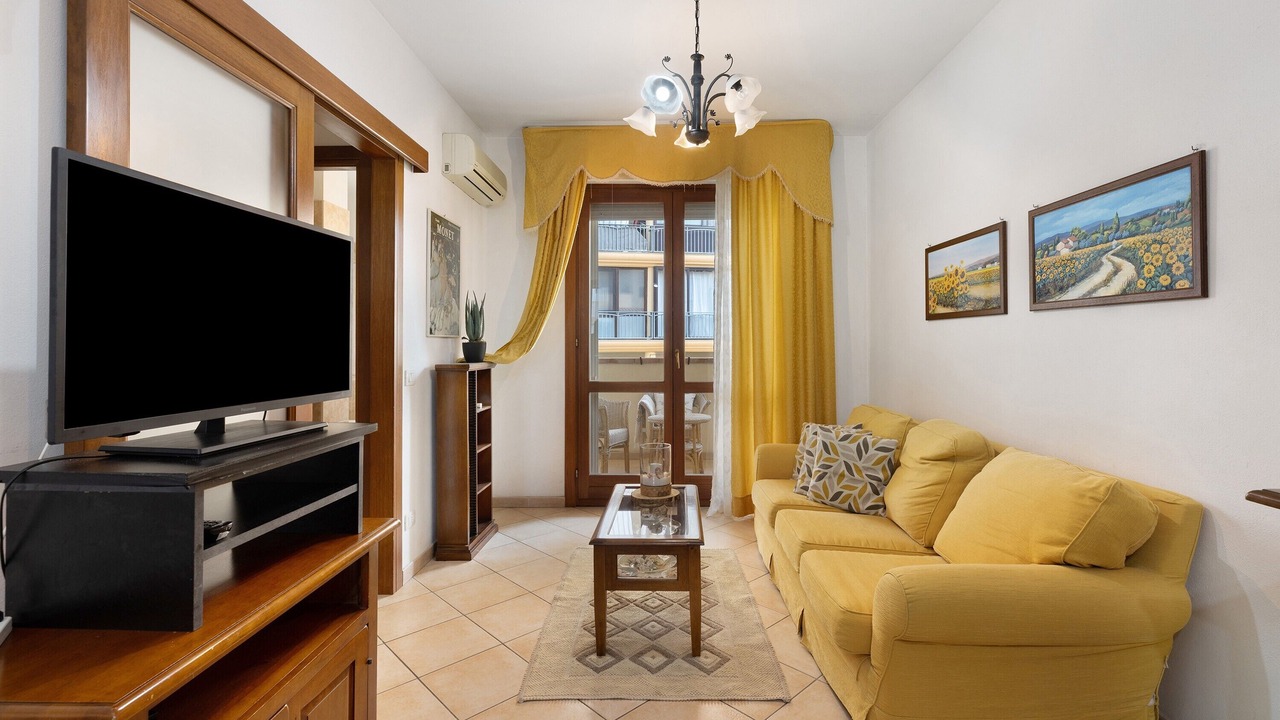 Photo of Livingroom in Oristano Historic Centre