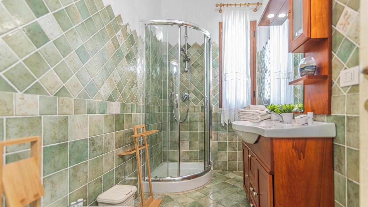 Photo of Bathroom in Baja Sardinia