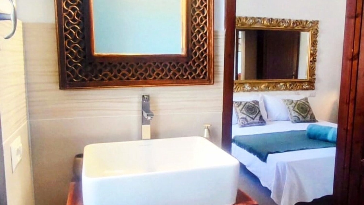 Photo of Bathroom in Geremeas