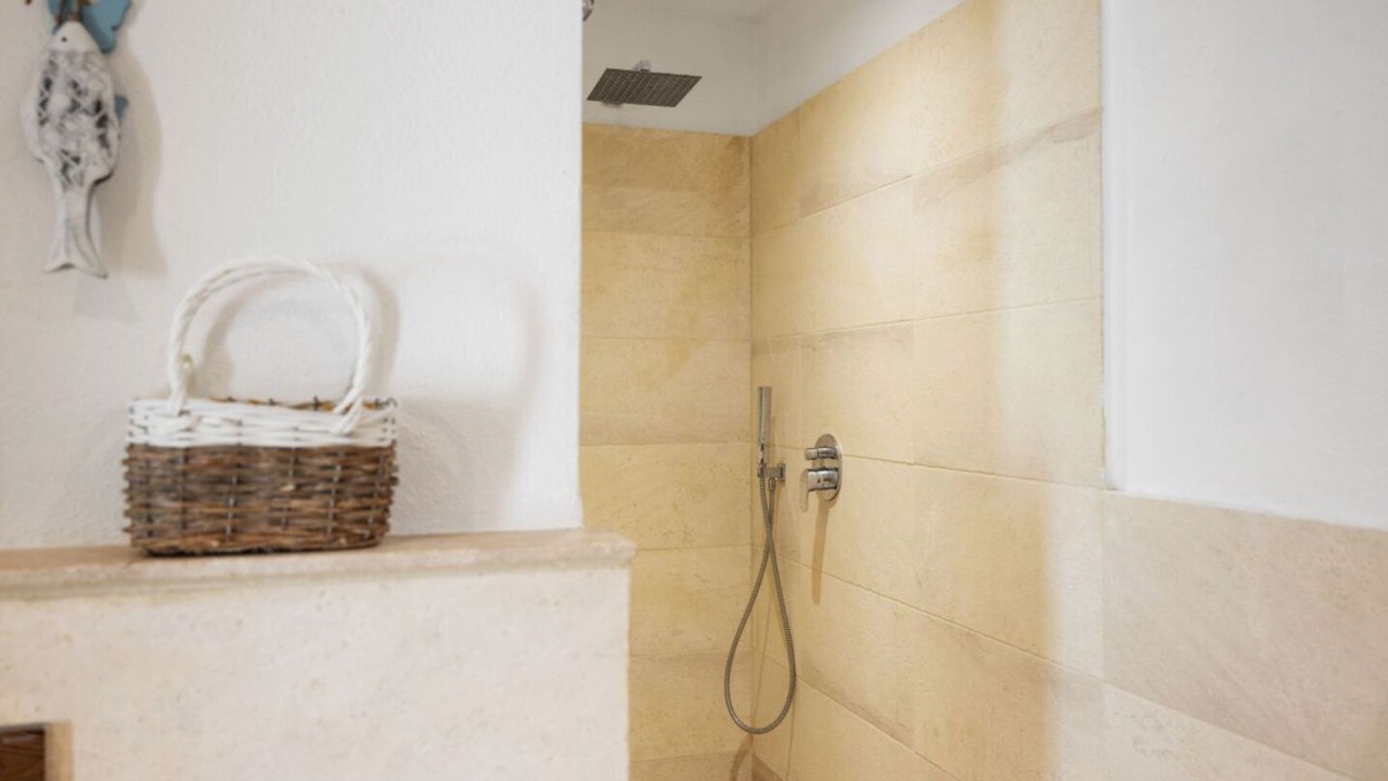 Photo of Bathroom in Baia Caddinas