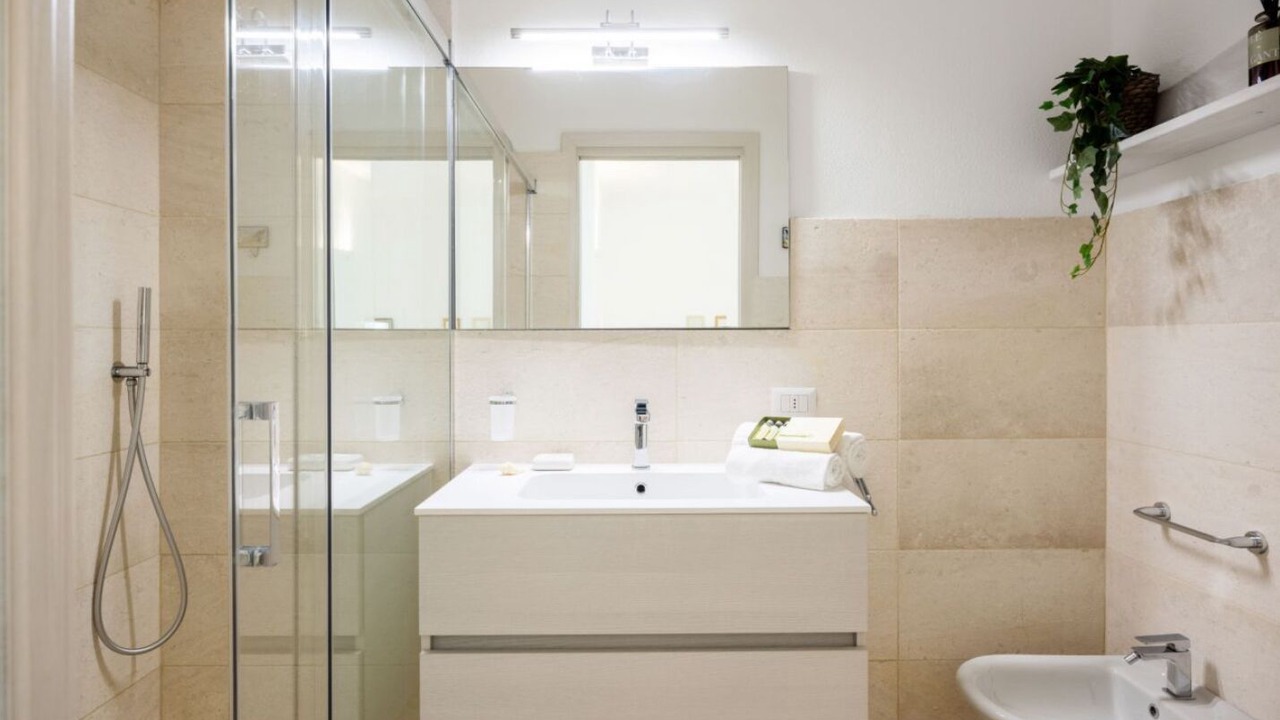 Photo of Bathroom in Baia Caddinas