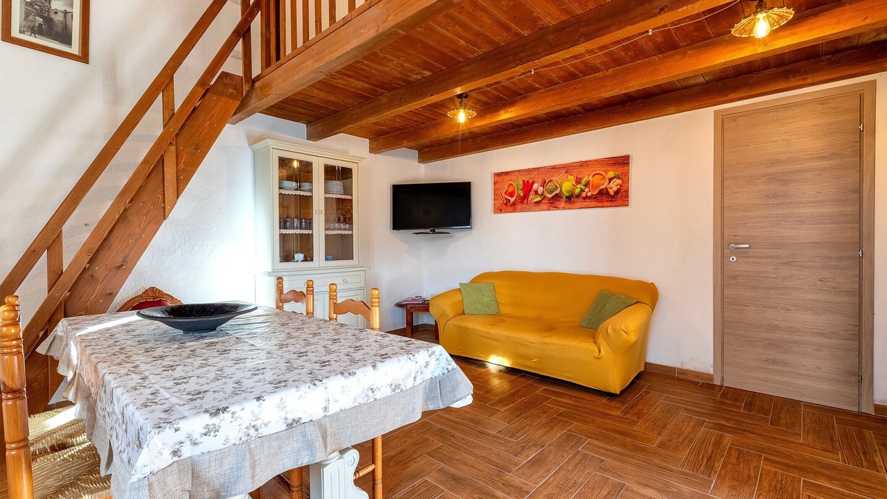 Photo of Livingroom in Nulvi