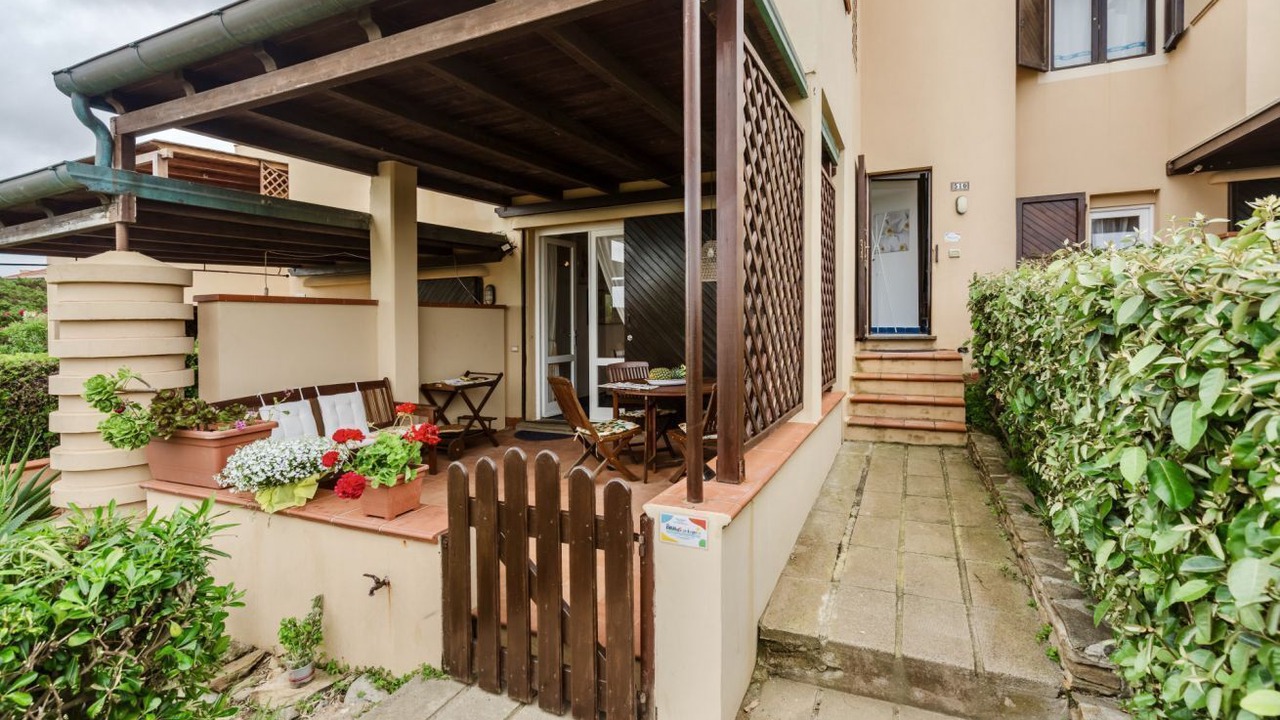 Photo of Patio Balcony in La Pelosa