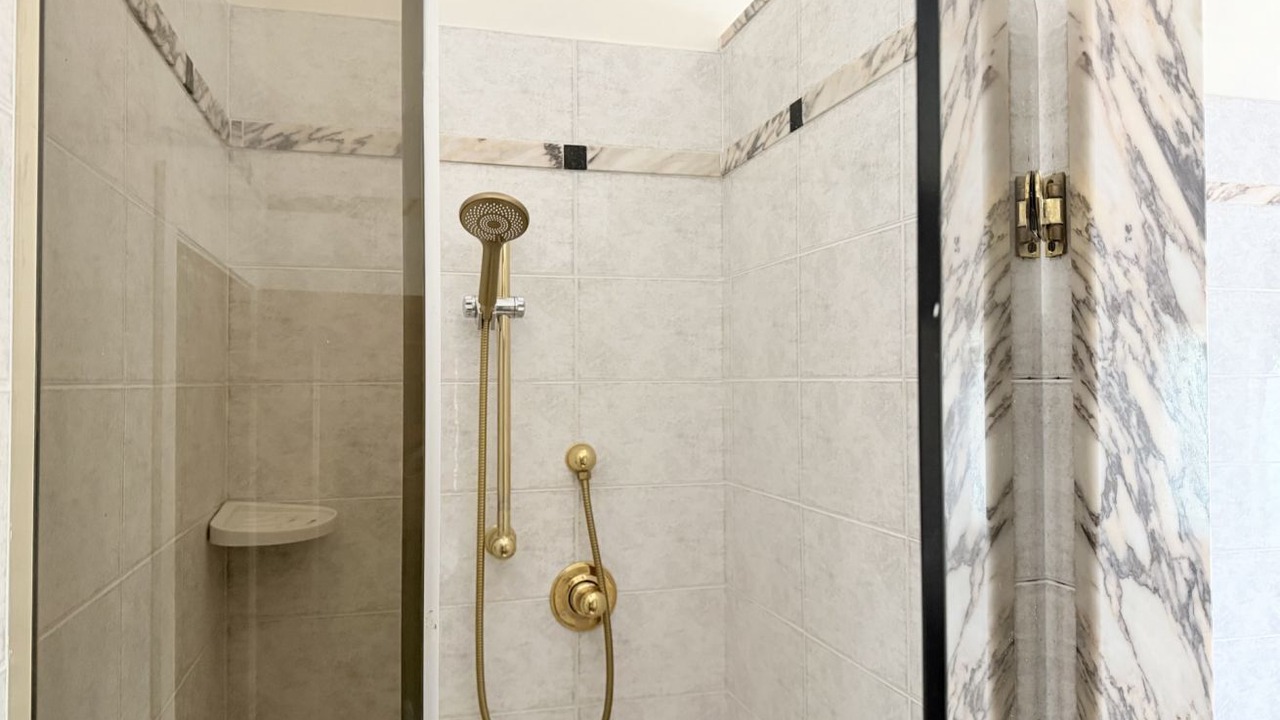 Photo of Bathroom in Vallone