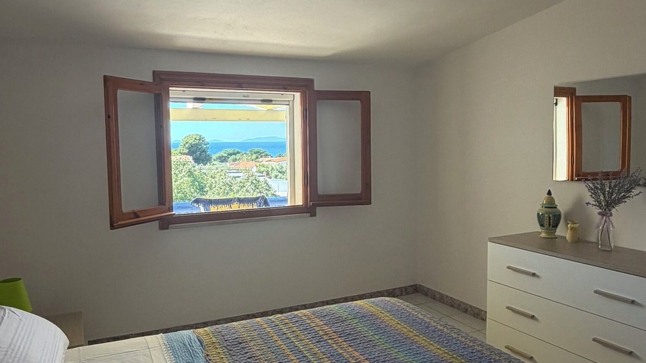 Photo of Bedroom in Eden Beach