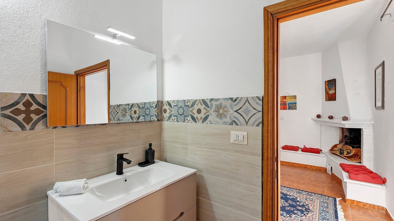 Photo of Bathroom in Orgosolo