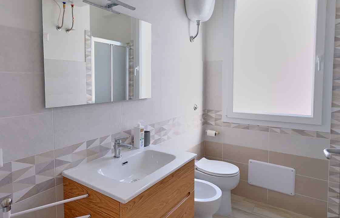 Photo of Bathroom in Iglesias Historic Centre