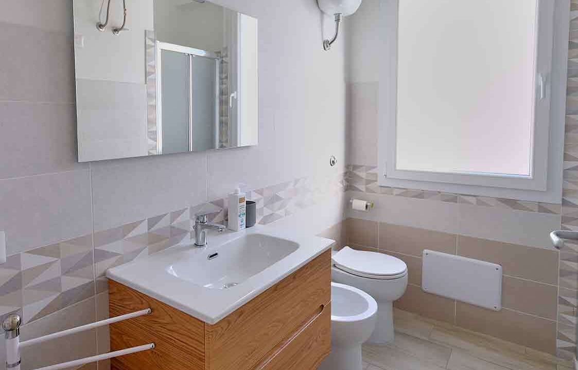 Photo of Bathroom in Iglesias Historic Centre
