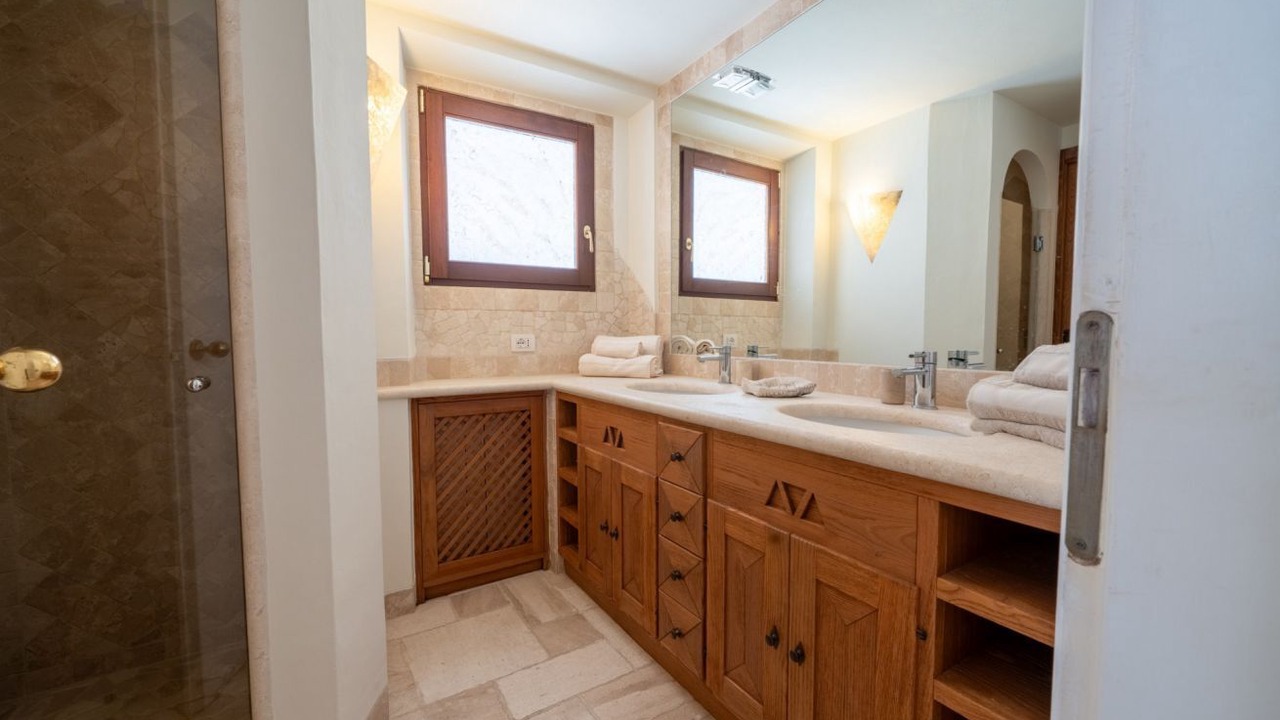 Photo of Bathroom in Olbia City Centre