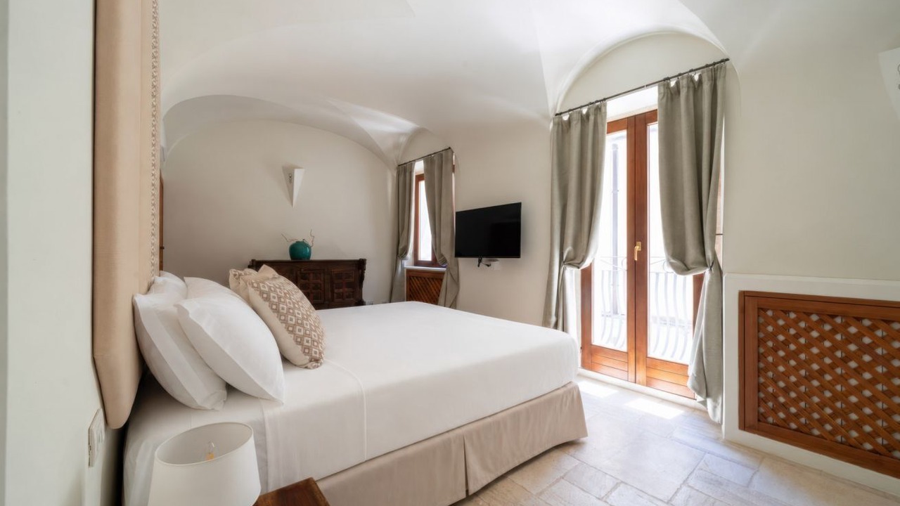 Photo of Bedroom in Olbia City Centre