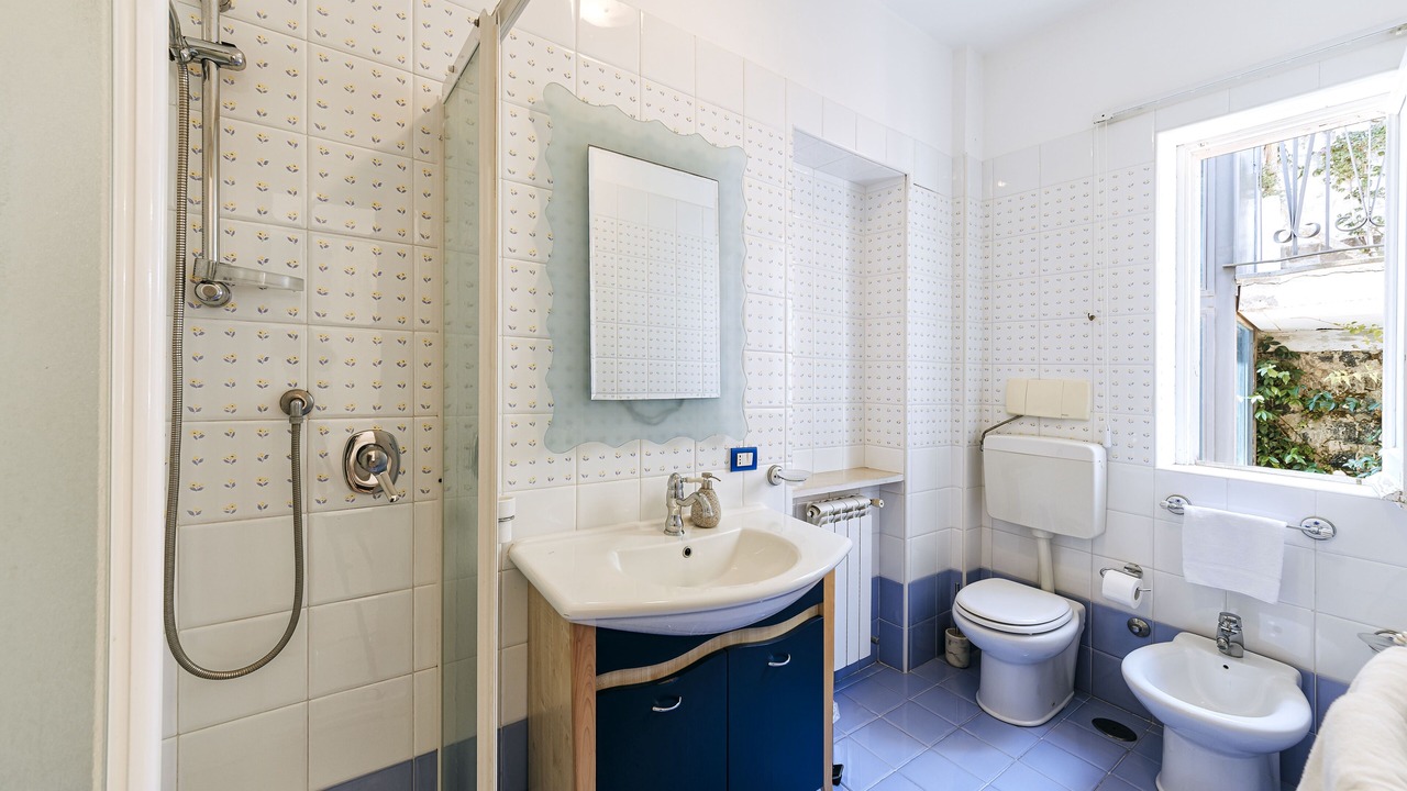 Photo of Bathroom in Casamicciola Terme
