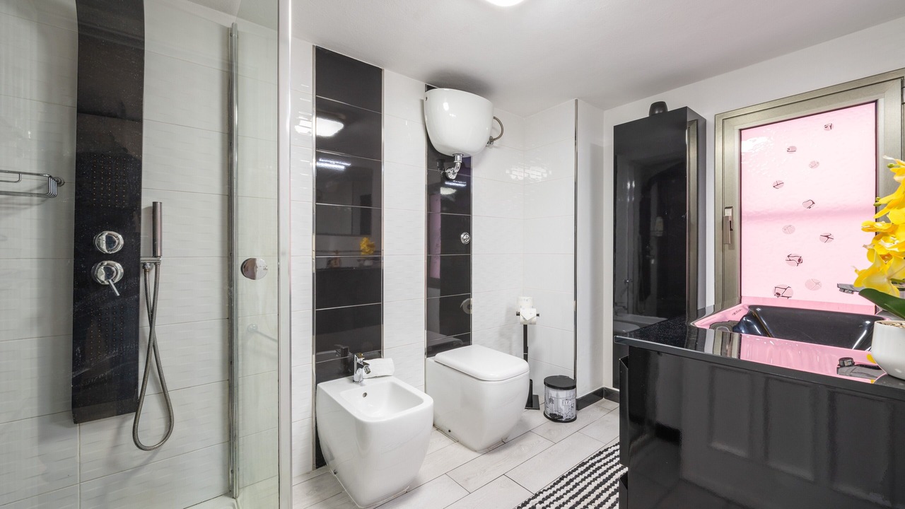 Photo of Bathroom in Sarroch
