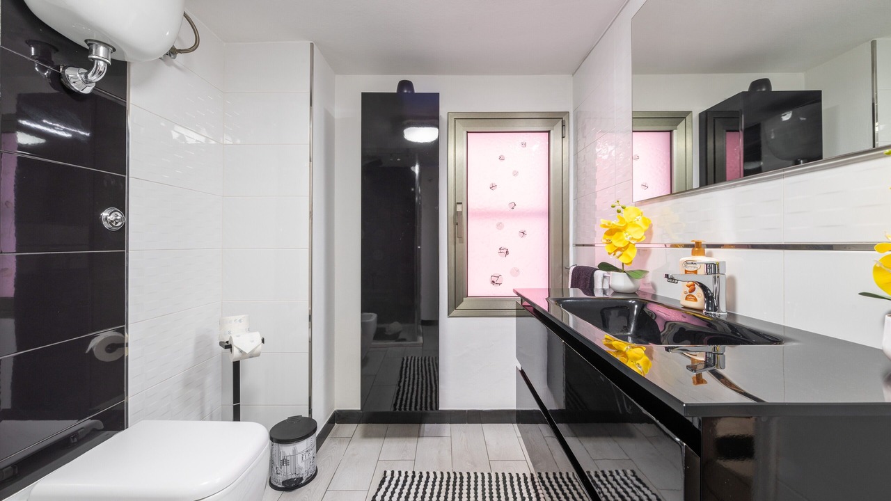 Photo of Bathroom in Sarroch