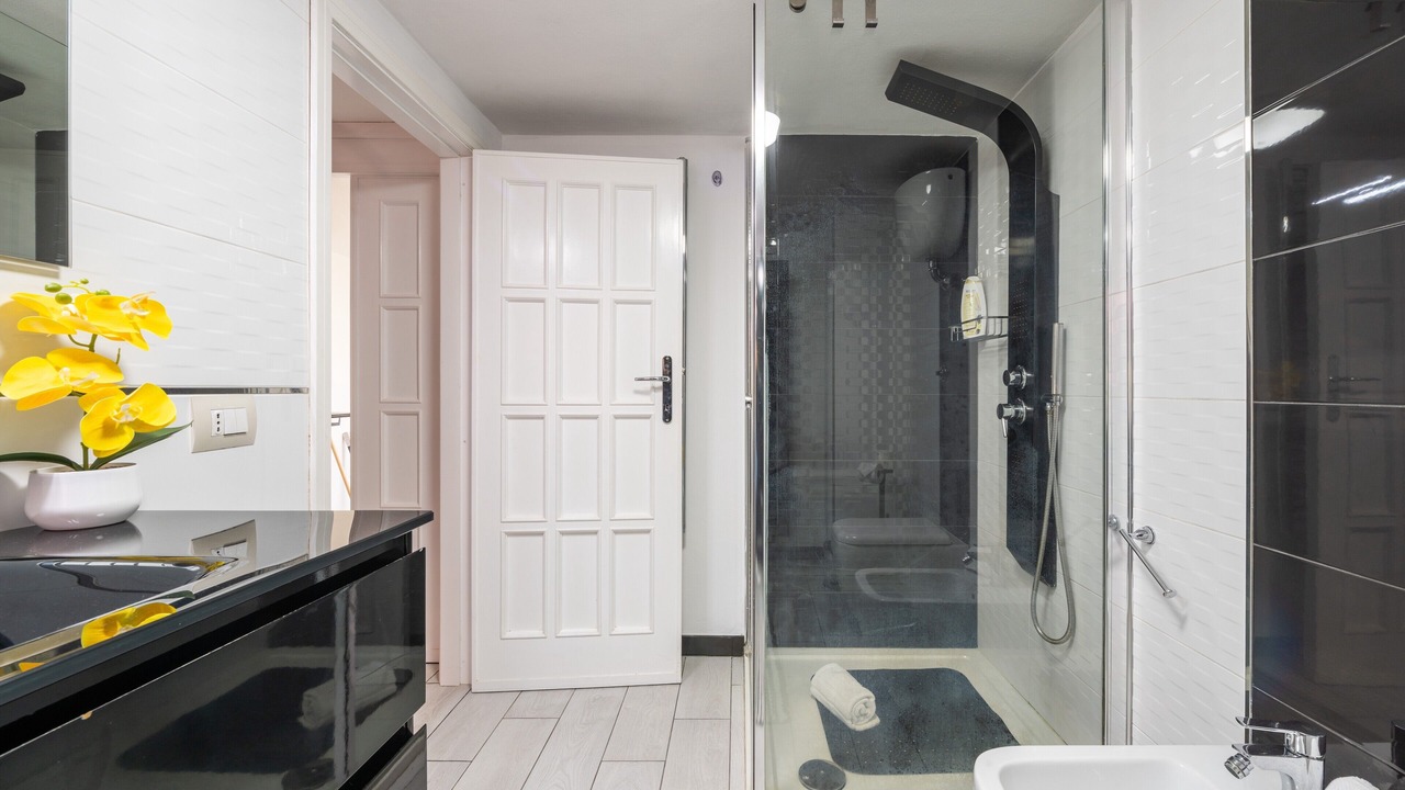 Photo of Bathroom in Sarroch