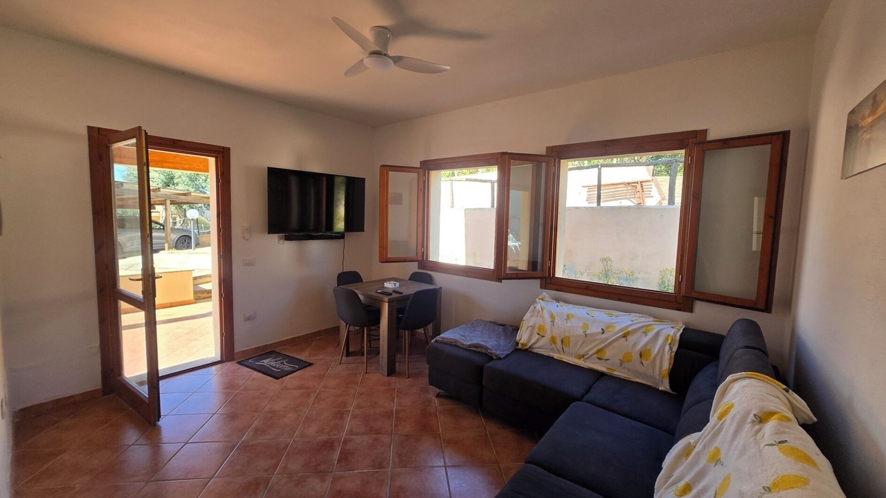 Photo of Livingroom in Rena Majore