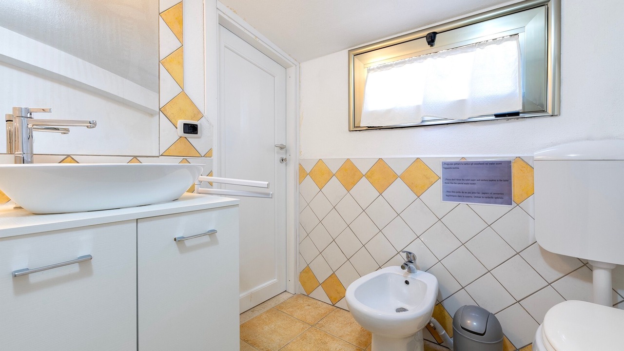 Photo of Bathroom in Nulvi