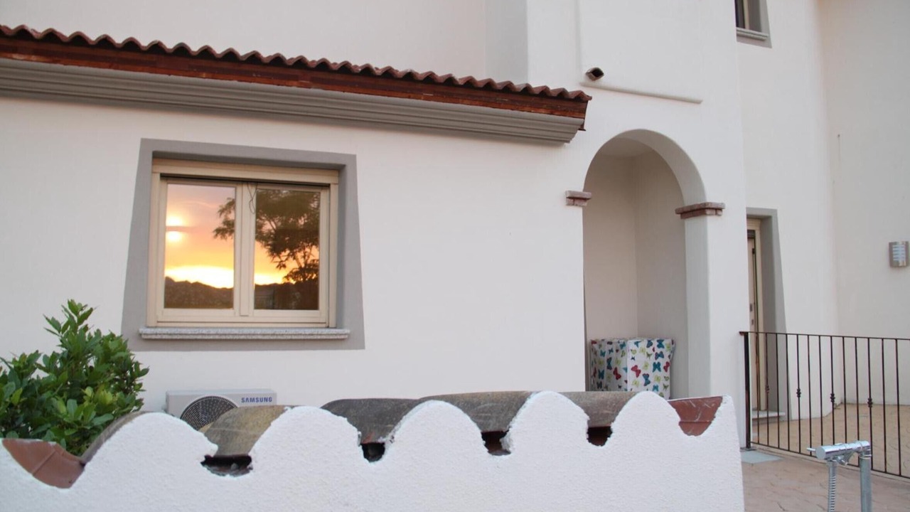 Photo of Patio Balcony in Limpiddu