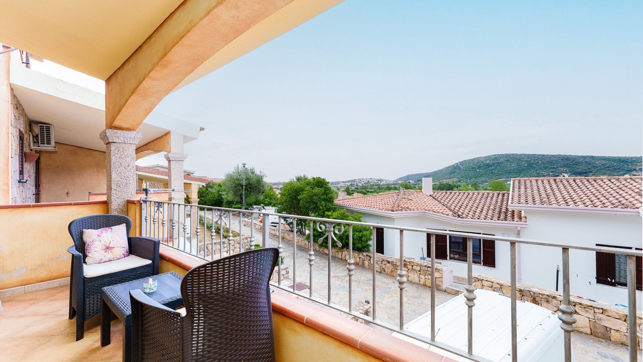 Photo of Patio Balcony in Limpiddu