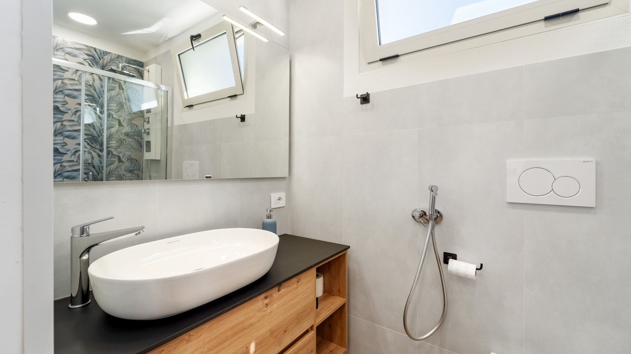 Photo of Bathroom in Buggerru