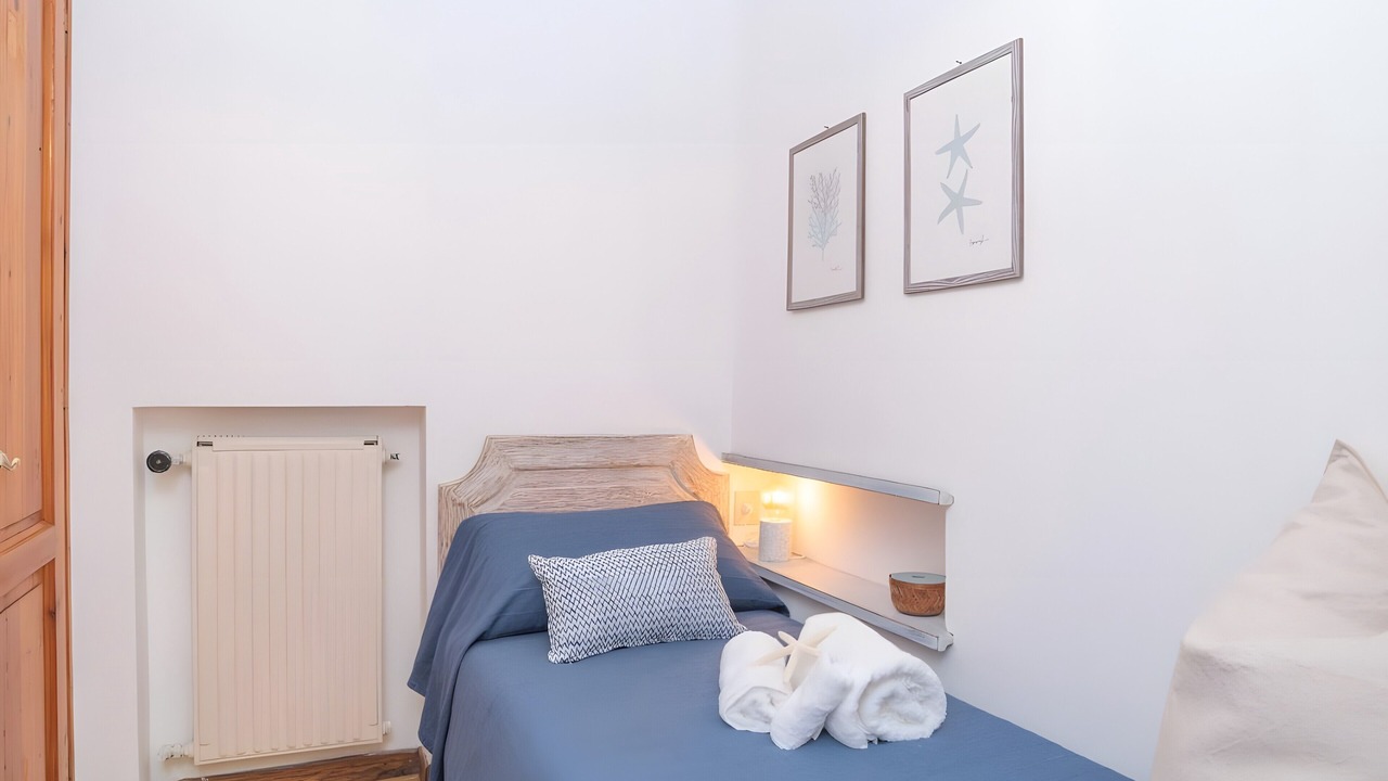 Photo of Bedroom in Tiriddo
