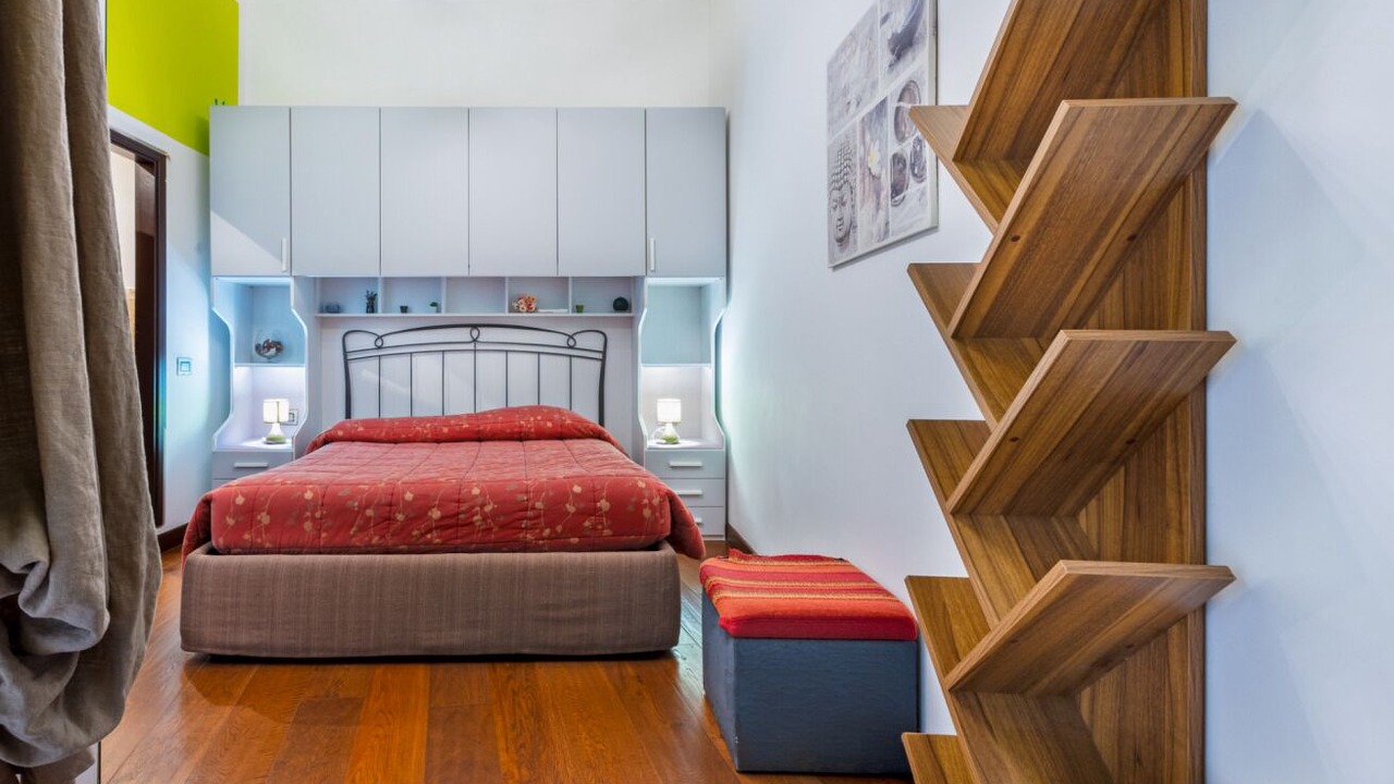 Photo of Bedroom in Historic Castle District