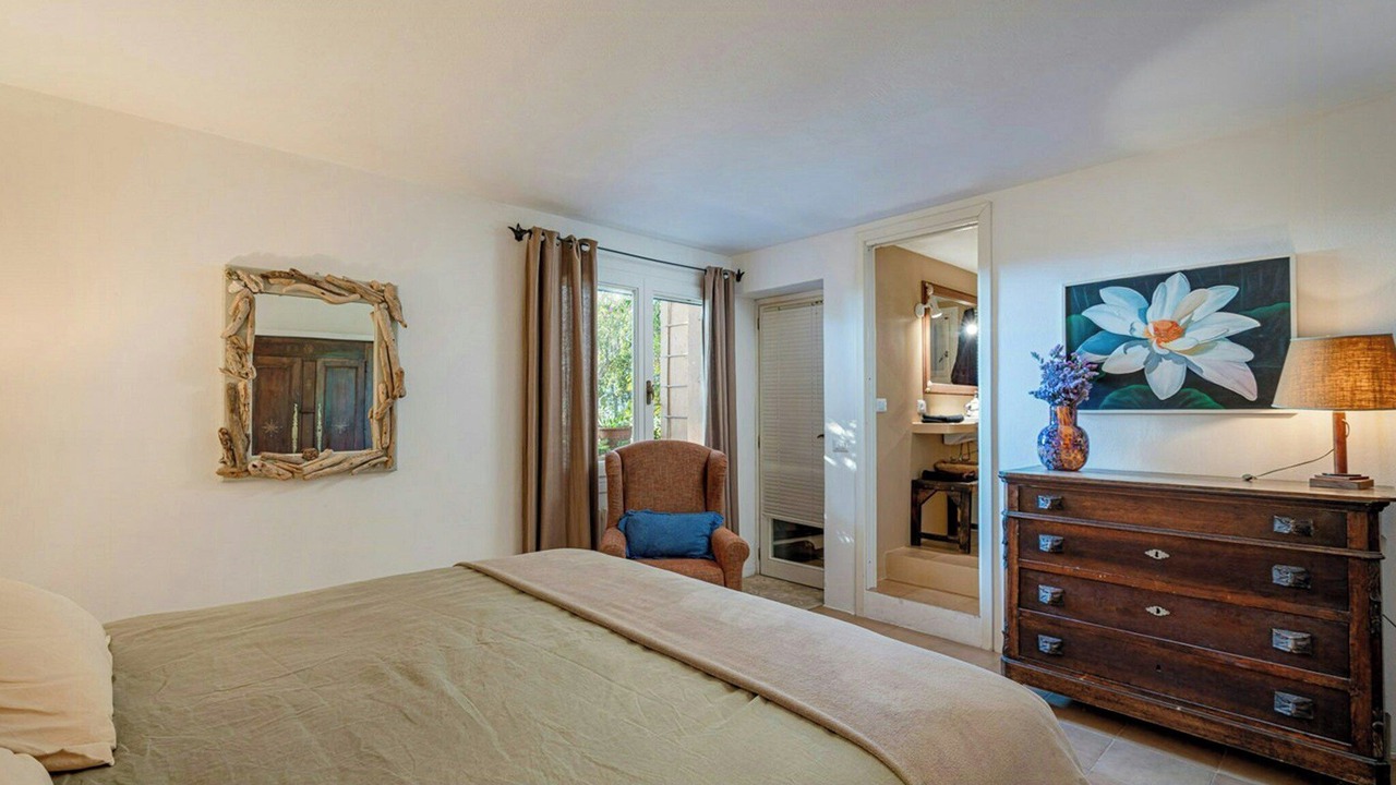 Photo of Bedroom in Porto Istana