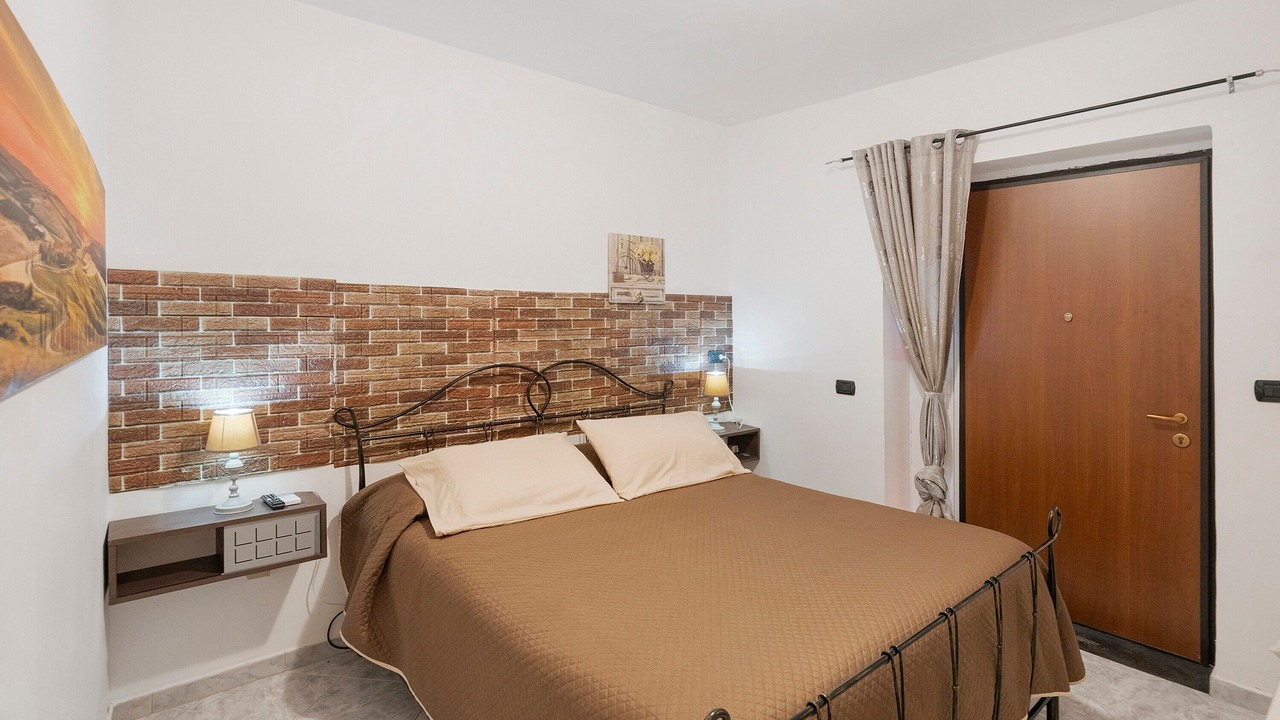 Photo of Bedroom in Arco Felice