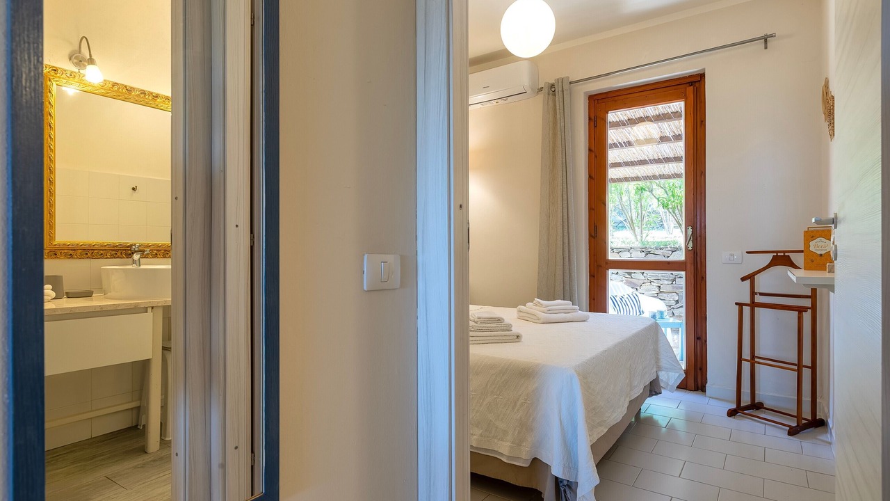 Photo of Bedroom in La Pelosa