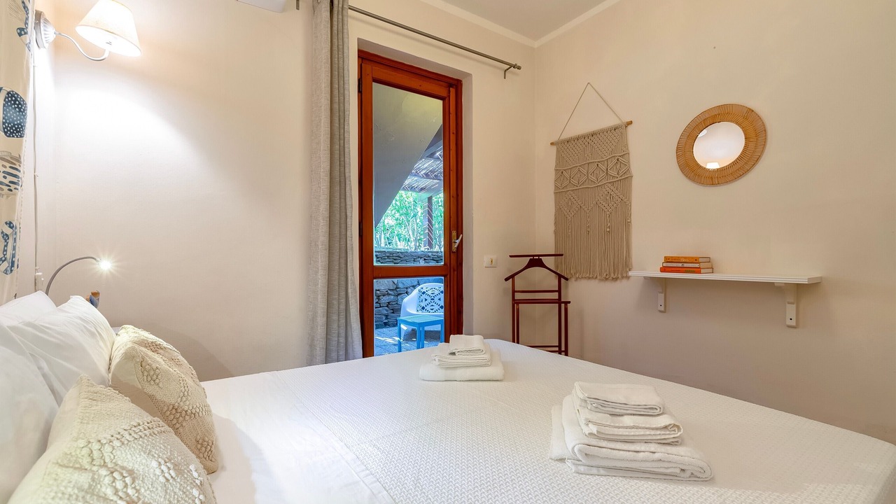 Photo of Bedroom in La Pelosa