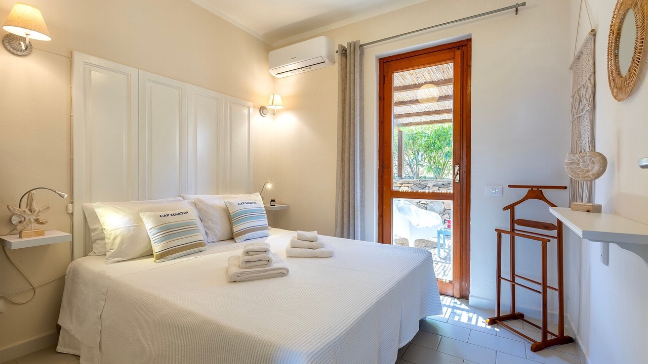 Photo of Bedroom in La Pelosa