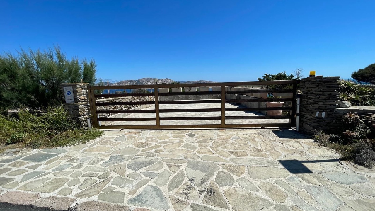 Photo of Outdoor in La Pelosa